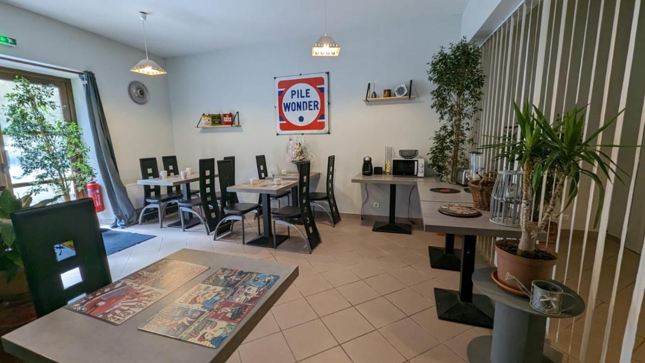 Chambres D'Hotes Les Lits Des Fees Saint-Floret エクステリア 写真