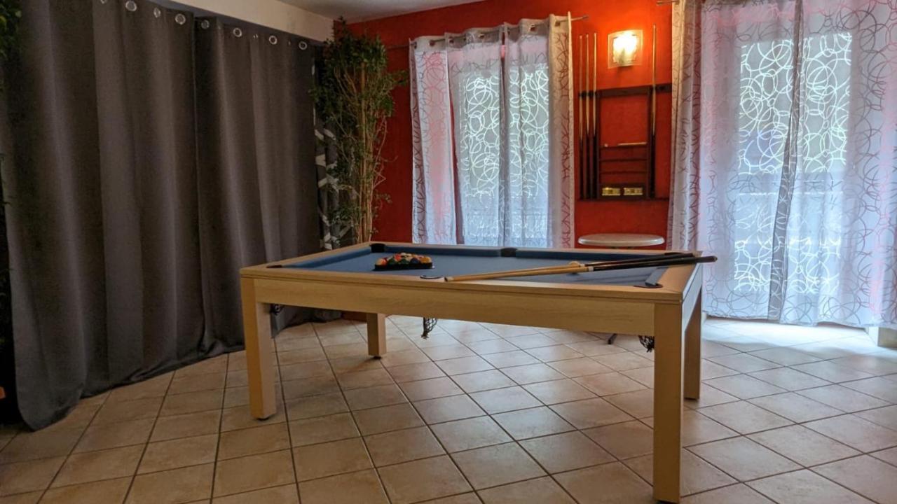 Chambres D'Hotes Les Lits Des Fees Saint-Floret エクステリア 写真