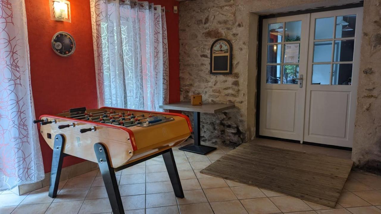 Chambres D'Hotes Les Lits Des Fees Saint-Floret エクステリア 写真